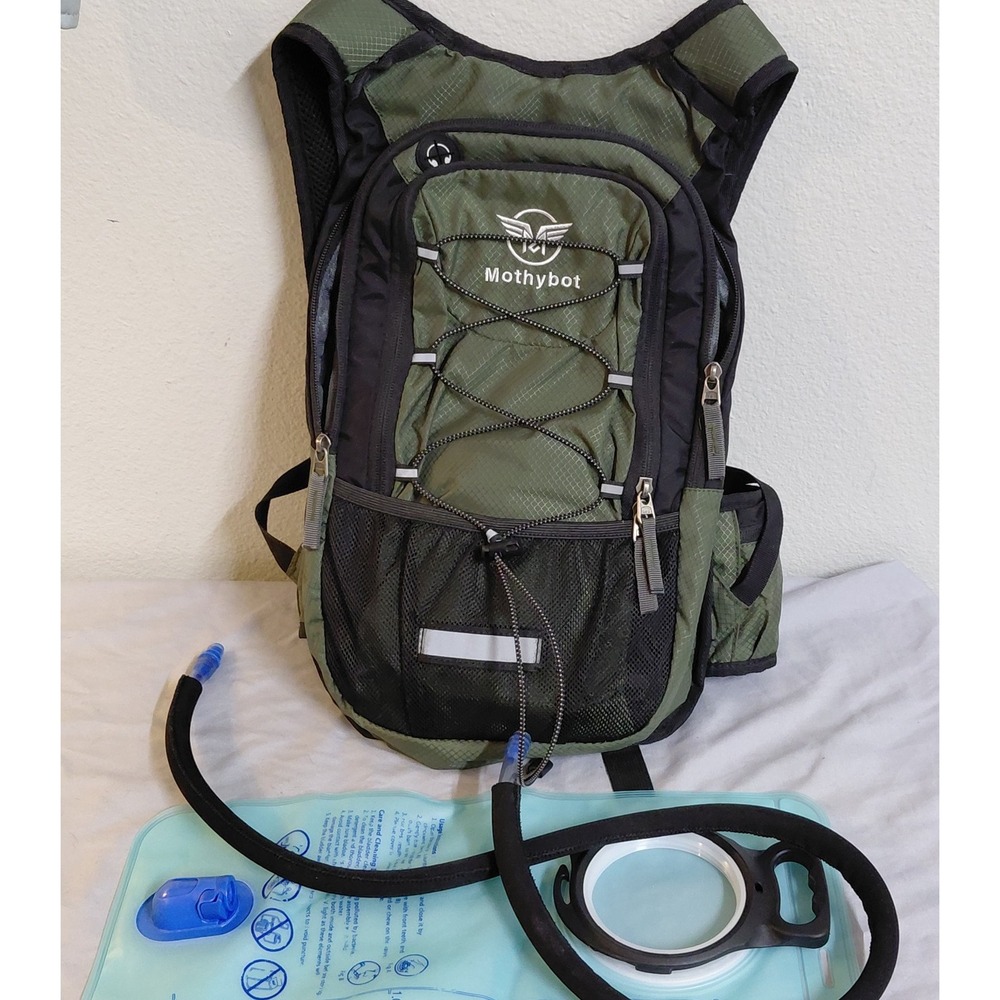 Mothybot Hydration Backpack Green Black Hiking Cycling Pack w/ 2L Water Bladder